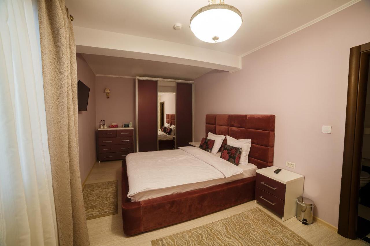 Gradina Mariajelor Hotel Campulung Moldovenesc Exterior photo